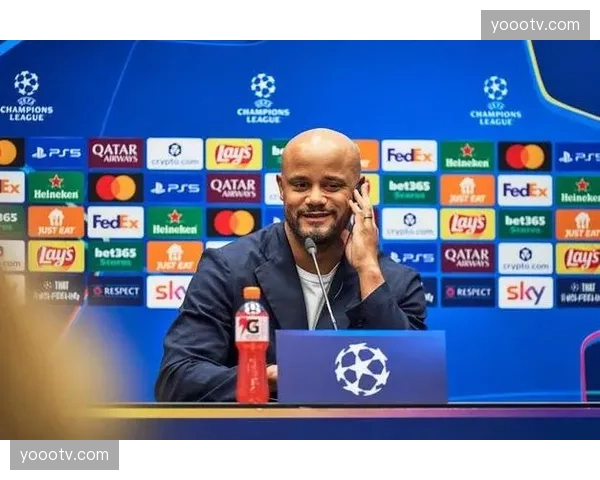 孔帕尼防线衔接波动：拜仁高位压迫身后空当的战术风险管控